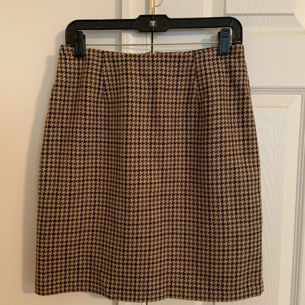 Casual Corner Women’s Wool Skirt